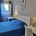 La Chaumiere D 호텔 아그