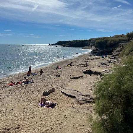 La Chaumiere D Hotell 2*