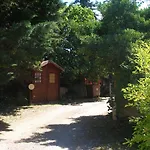 La Chaumiere D מלון אגדה