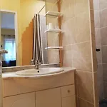 La Chaumiere D מלון