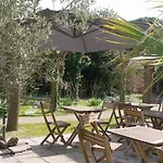 מלון La Chaumiere D 2*