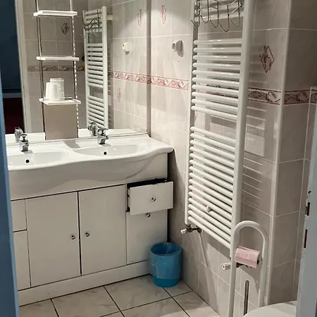 Otel La Chaumiere D Agde