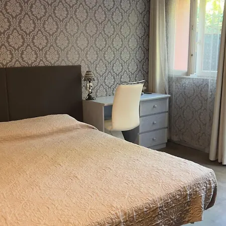 Hotel La Chaumiere D Agde