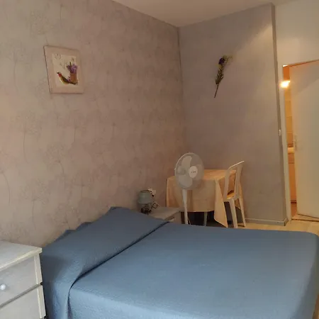 La Chaumiere D Hotel 2*