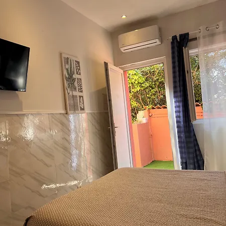 La Chaumiere D Hotel