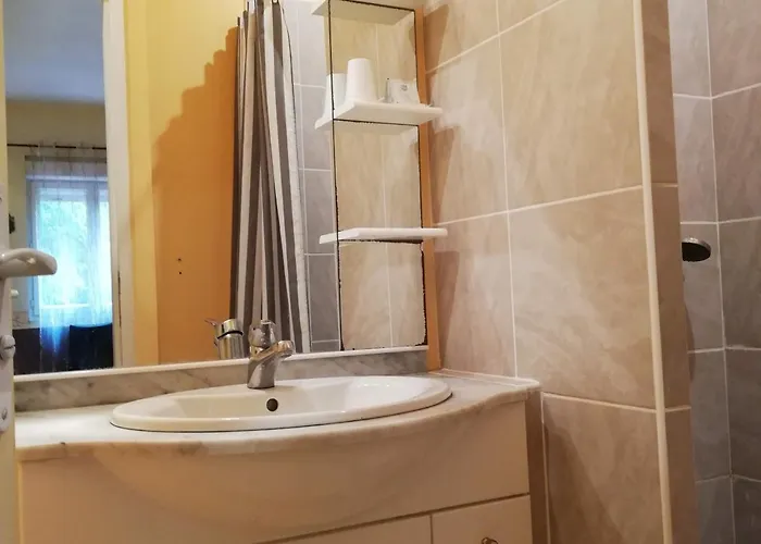 La Chaumiere D ホテル