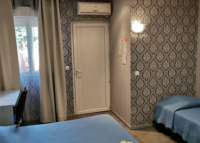 La Chaumiere D Otel Agde