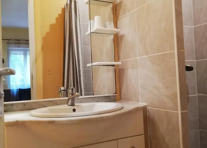 Otel La Chaumiere D Agde